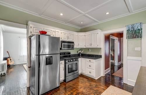 Waterbury House | Charming Connecticut Retreat Near Museums & Hiking