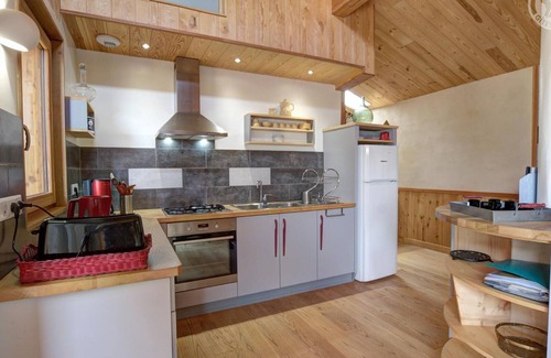 Verrieres-en-Forez Cottage | Charming cottage with terraces and grill