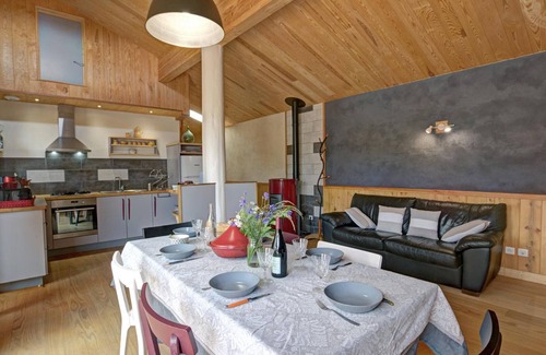 Verrieres-en-Forez Cottage | Charming cottage with terraces and grill