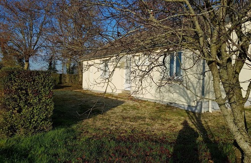 Bengy-sur-Craon Cottage | Charming Cottage with Garden, Terrace, and Modern Amenities in Bengy-sur-Craon