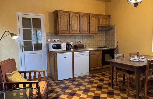 Aurouer Cottage | Charming Cottage in Aurouër: Garden, Fireplace, WiFi, Pet-Friendly, Close to Hiking Trails