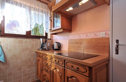 Riquewihr Cottage | Charming cottage in Riquewihr with garden and private parking