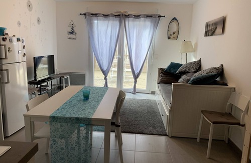 Quend-Plage-les-Pins House | Charming Cottage Near Quend Beach: 2BR, Garden, Parking