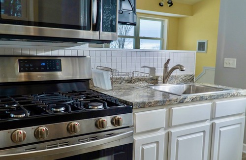 Skaneateles Cottage | Charming Cottage Retreat Near Skaneateles with Stunning Otisco Lake Views