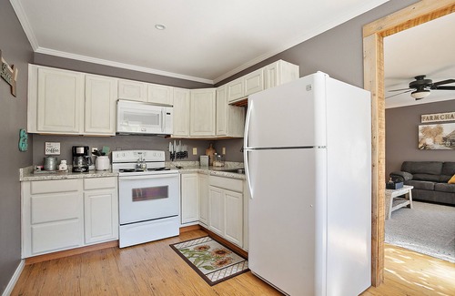 Central Point Cottage | π» Charming Cottage On Peaceful 5 Acres in the Mountains