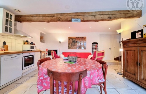 Boissets Cottage | Charming Cottage with Garden, Near Hiking Trails and Historical Sites