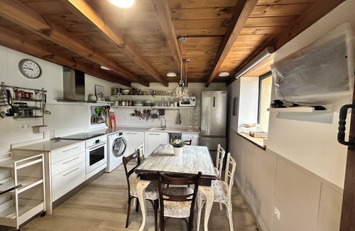 Vinon Cottage | Charming Country House in Asturias with Mountain Views – La Roza