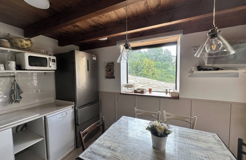 Vinon Cottage | Charming Country House in Asturias with Mountain Views – La Roza