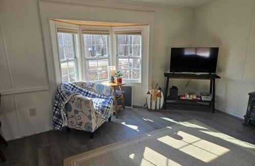 St. Johnsville House | Charming Countryside Retreat