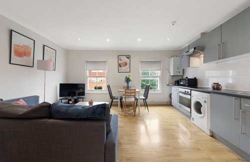 Tollington Apartment | Charming Crouch Hill by MoreThanStays