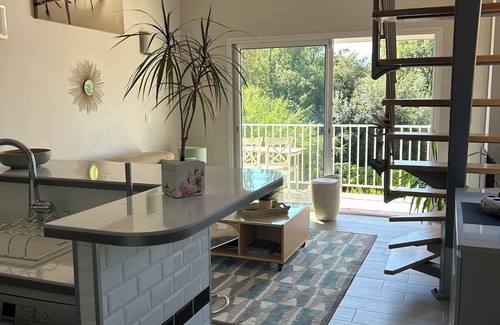 Pourrieres Apartment | Charming detached T2 in a quiet location