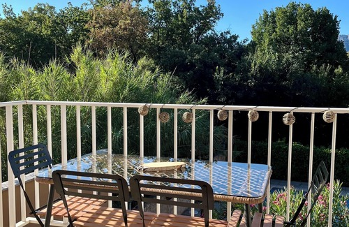 Pourrieres Apartment | Charming detached T2 in a quiet location