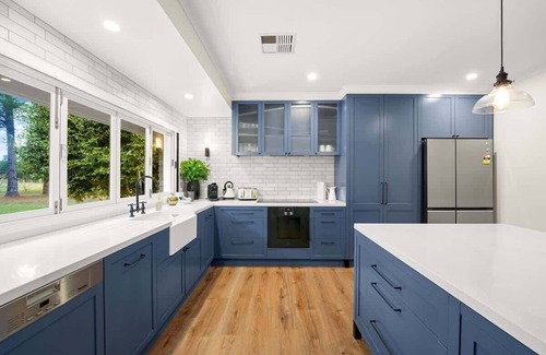 Hastings House | Charming Farm Stay 4BR Family Retreat Hastings