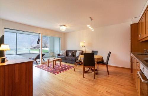 Saillon House | Charming flat with a magnificent south-facing terrace in the directly accessible Bains de Saillon co