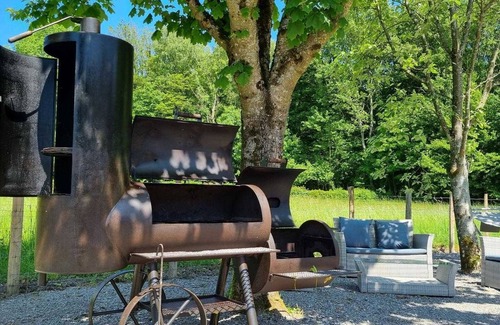 Boussois Cottage | Charming Forest House: Fireplace, Bikes, Baby-Foot, Ping-Pong, Near Nature Trails