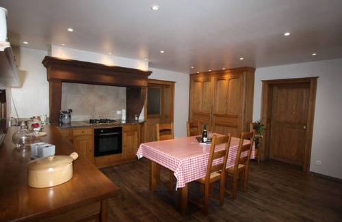 Etival-Clairefontaine Cottage | Charming Cottage Near Abbey, Perfect for History Lovers & Nature Enthusiasts - Sleeps 5