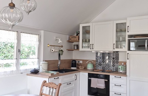 Grosrouvre House | Charming gîte - rated 3* in Montfort l'Amaury