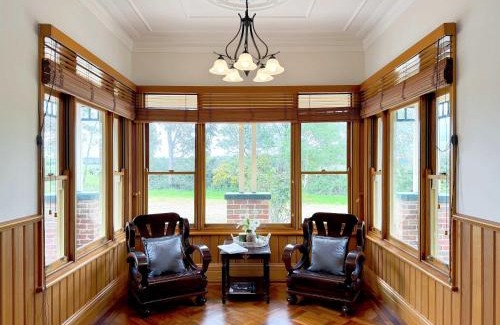 Garfield House | Charming Garfield Farm Stay 4BR Holiday Villa