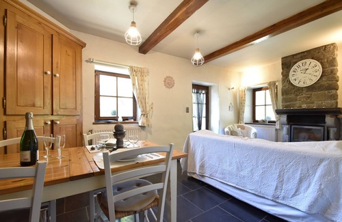 Clavier Cottage | Charming gite in Les Avins situated by a stream