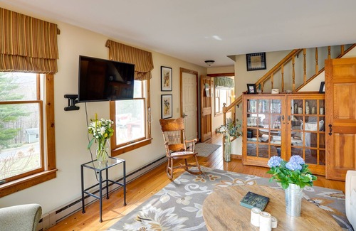 Egremont House | Charming Great Barrington Home: Deck, Fire Pit!