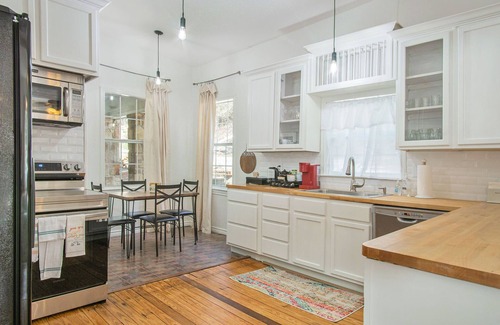 Mineral Wells House | Charming home, downtown Mineral Wells