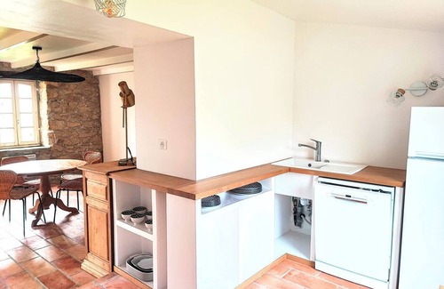 Plomeur Hotel | Charming house 100 mt from the famous "La Torche" beachnn