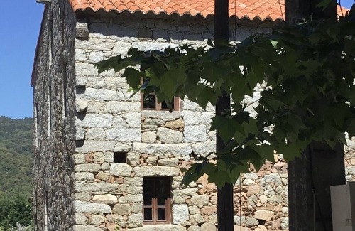 Azilone-Ampaza House | Charming house between sea and mountains