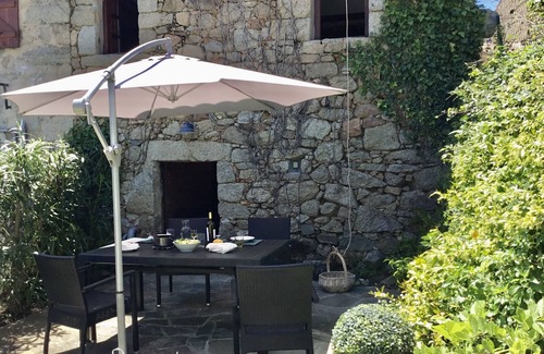 Azilone-Ampaza House | Charming house between sea and mountains