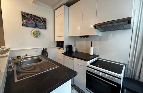 Barrou House | Charming House in Barrou: 2 Bedrooms, WiFi, Pet-Friendly, Near La Roche-Posay & Futuroscope
