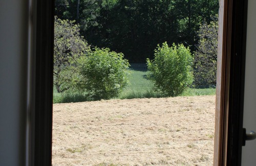Mazeyrolles House | charming house in renovated farmhouse 30 minutes from Sarlat, enclosed garden.