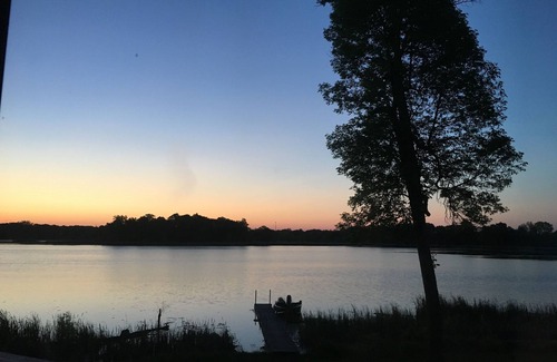 South Haven Cabin | Charming Knotty Pine Cabin w/Incredible Lake Views!