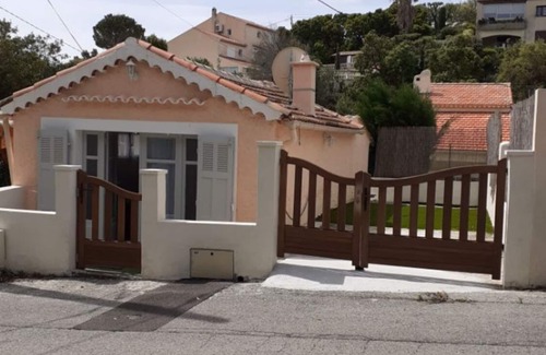 Saint-Aygulf House | Charming little house in St Aygulf