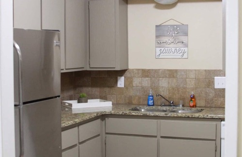 Southwood Valley Apartment | Charming Lodging! High-Quality Hospitality! (D)