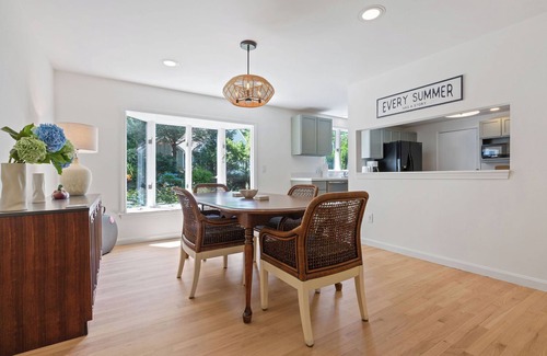 East Orleans House | Charming, Modern, Comfortable 2BR Home in Orleans - With Premium Amenities