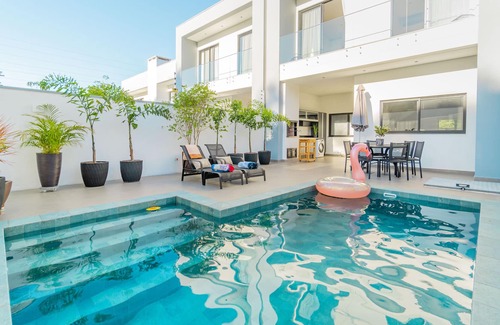 Foz do Iguacu Villa | Charming & Modern Villa with KING BED in the hear of Foz do Igua