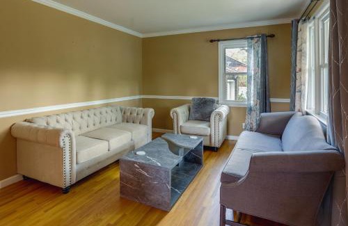 Monroe Township House | Charming Monroe Township Home - 13 Mi to RU!