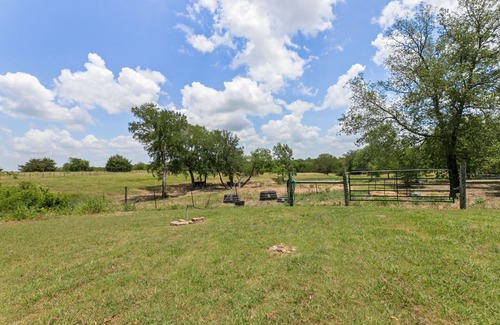 Princeton Other | Charming private 3-bedroom Ranch with WiFi, AC, Pool in picturesque Princeton