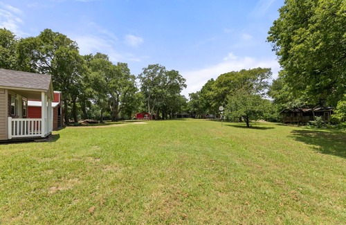 Princeton Other | Charming private 3-bedroom Ranch with WiFi, AC, Pool in picturesque Princeton