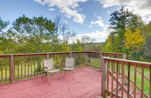 Putney House | Charming Putney Home Porch, Grill and Hiking Trails