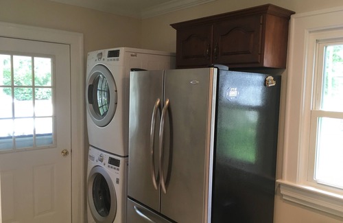 Cutchogue House | Charming Recently Updated Waterfront Home