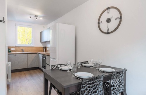 Marcq-en-Baroeul Apartment | Charming renovated 2 bedroom apartment.