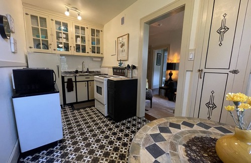 South Central Apartment | Charming Renovated One Bedroom Apartment.