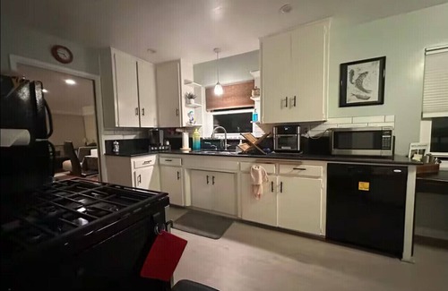 Midway House | Charming Retro Ranch, enclosed resort backyard, quiet cul-de-sac, close to shops