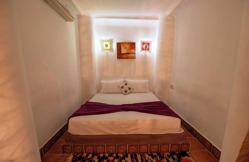 Talaa House | Charming riad in superb Fès : Room Romayssa