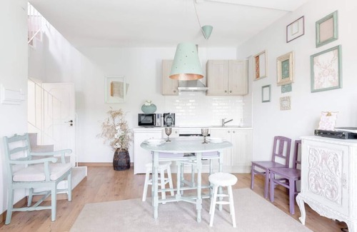 Avintes Other | Charming Riverside Retreat with Pool - 15 Min from Porto