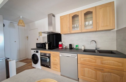 Cergy Apartment | Charming rooms in shared flat Cergy center