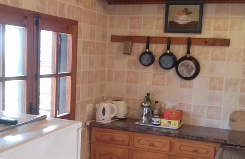 O Rosal Ski Chalet | Charming Rustic Lodge with Pool and Lovely views. Walk to Tapas Bar and Beach.