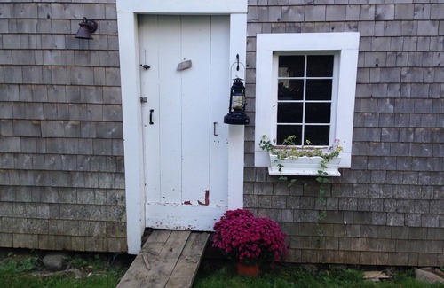 Surry House | Charming, Rustic, New 2nd Floor of Barn for the Adventurous