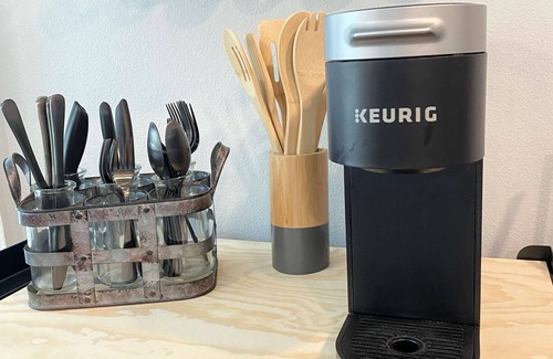 United Central Apartment | Charming Rustic Studio w/Private Entrance