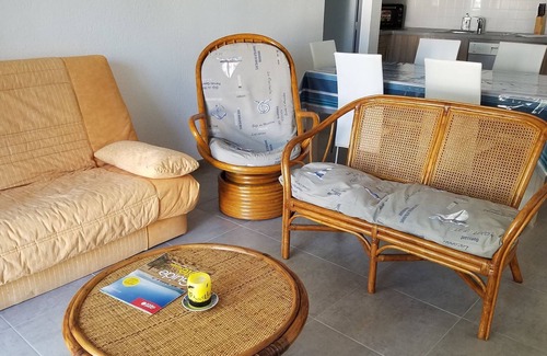 La Gueriniere Apartment | Charming sunny apartment 300m from the beach